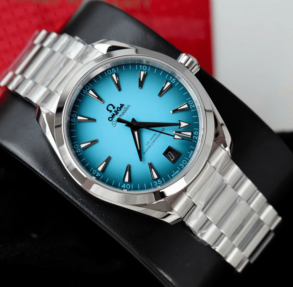 Omega Seamaster Aqua Terra Watch 41mm Turquoise Dial view 4