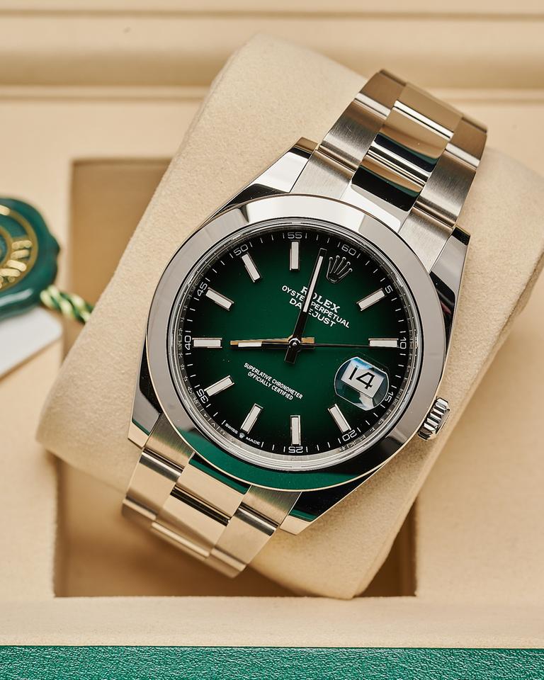 [Superclone] Rolex Datejust 41mm Green Ombré Dial Oyster 126300 view 2
