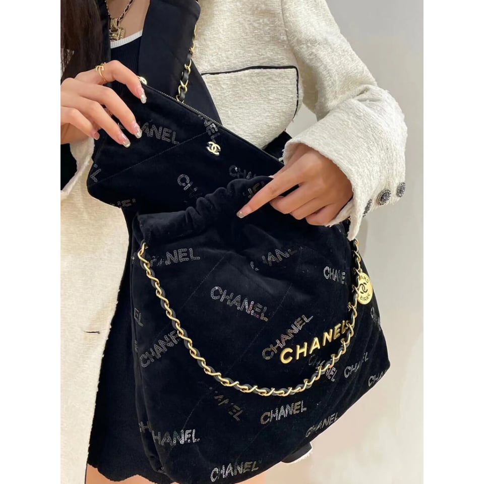 Chanel 22 Small Handbag Velvet With Sequins 37cm view 3