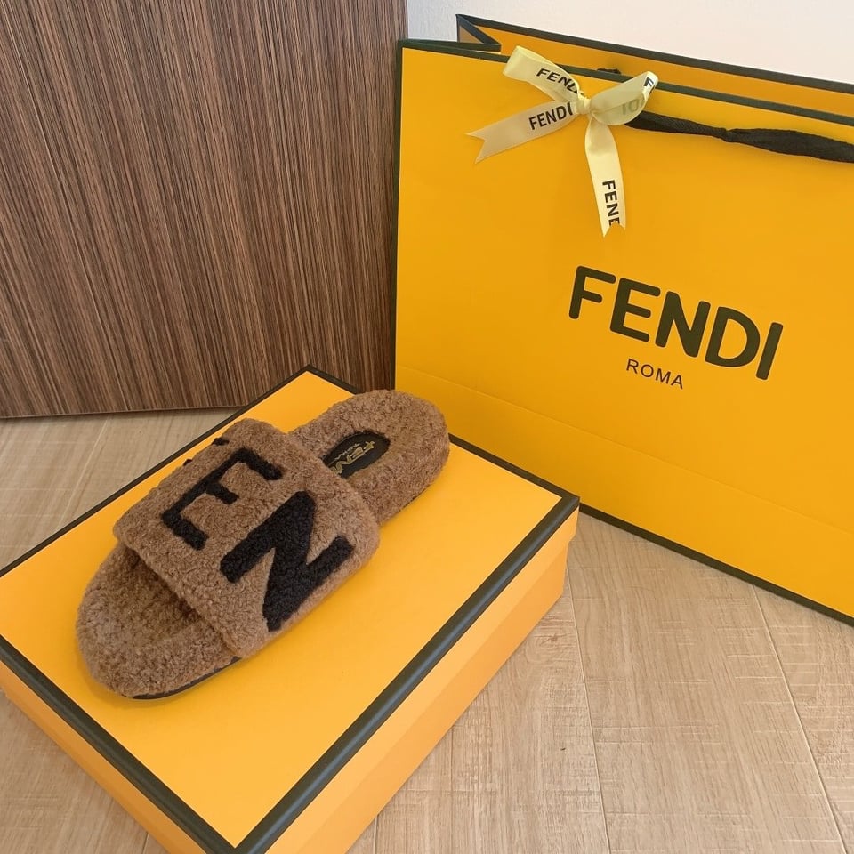 Fendi Fleece Slippers Brown view 8