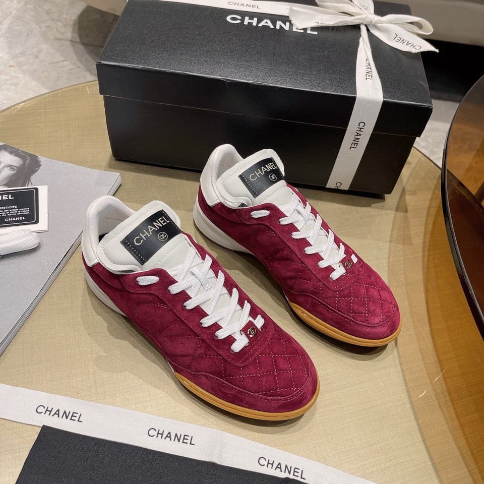 Chanel Sneakers Suede Goatskin Red G45335 B14498 Ns323 view 4