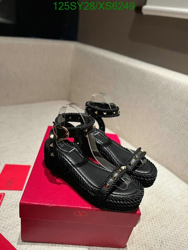 Valentino Rockstud Flatform Sandal In Calfskin 2W2S0Gi3Bae0No view 3