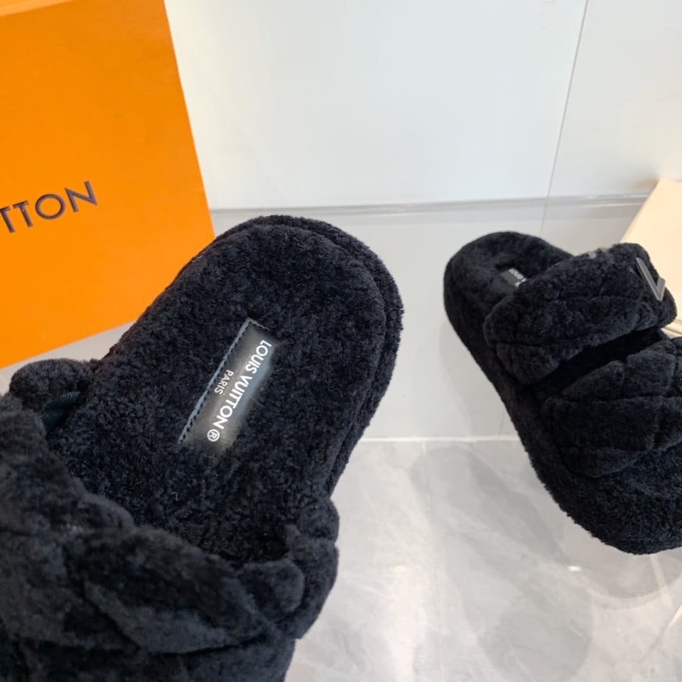 Louis Vuitton Lv Sunset Platform Comfort Mule Shearling Black 1Actv0 view 5