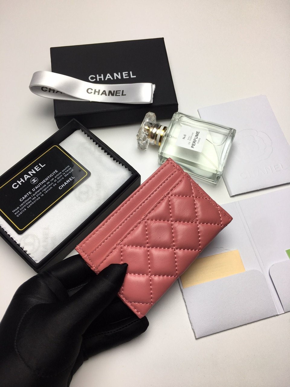 Chanel Boy Card Holder 11.2 Coral Calfskin Gold Icon view 5