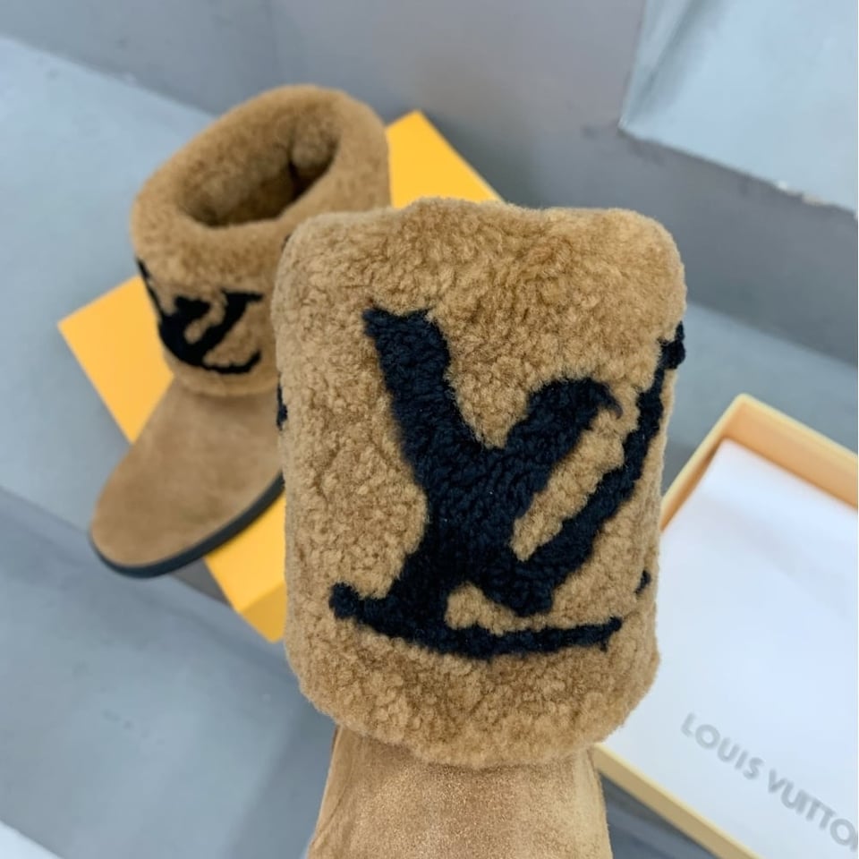 Louis Vuitton Snowdrop Flat Ankle Boot Brown view 3