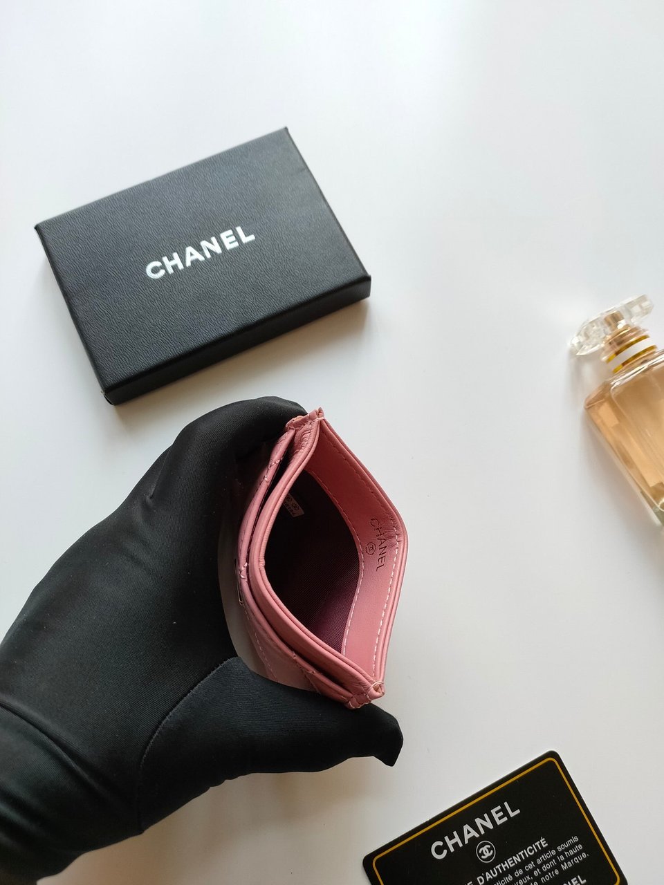 Chanel Card Holder 11.2 Light Pink Calfskin Gold Icon view 5