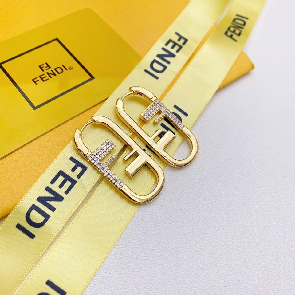 Fendi O’Lock Single Gold Earring view 3