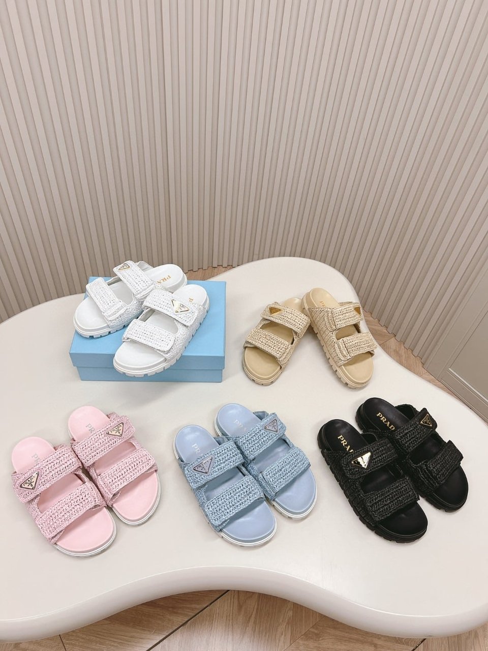 Prada Fussbett Raffia Dual Buckle Slide Sandals Beige view 3