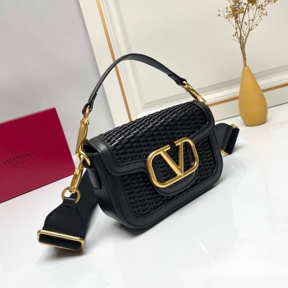 Valentino Garavani Alltime Woven Leather Shoulder Bag Black 22Cm view 4