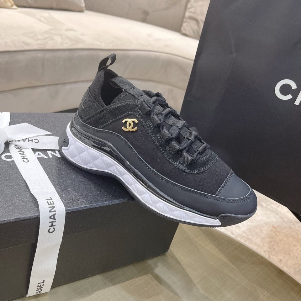 Chanel Logo Low Top Trainer Sneakers Black G35617 view 4