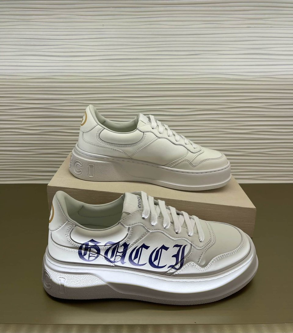 Gucci Women’S Sneaker With Logo White 708267 Upg70 9000 view 9