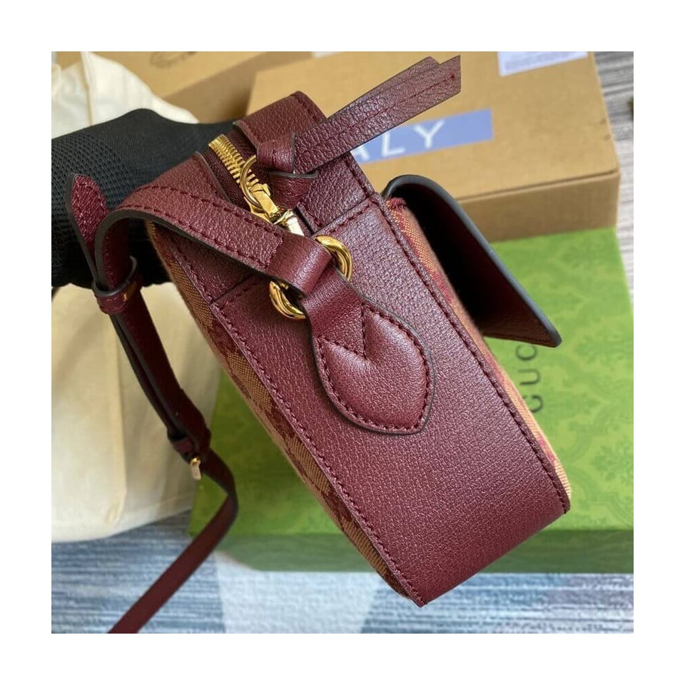 Gucci Horsebit 1955 Small Bag in Burgundy view 7