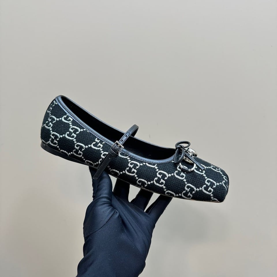 Gucci Women’S Horsebit Ballet Flat Black view 6