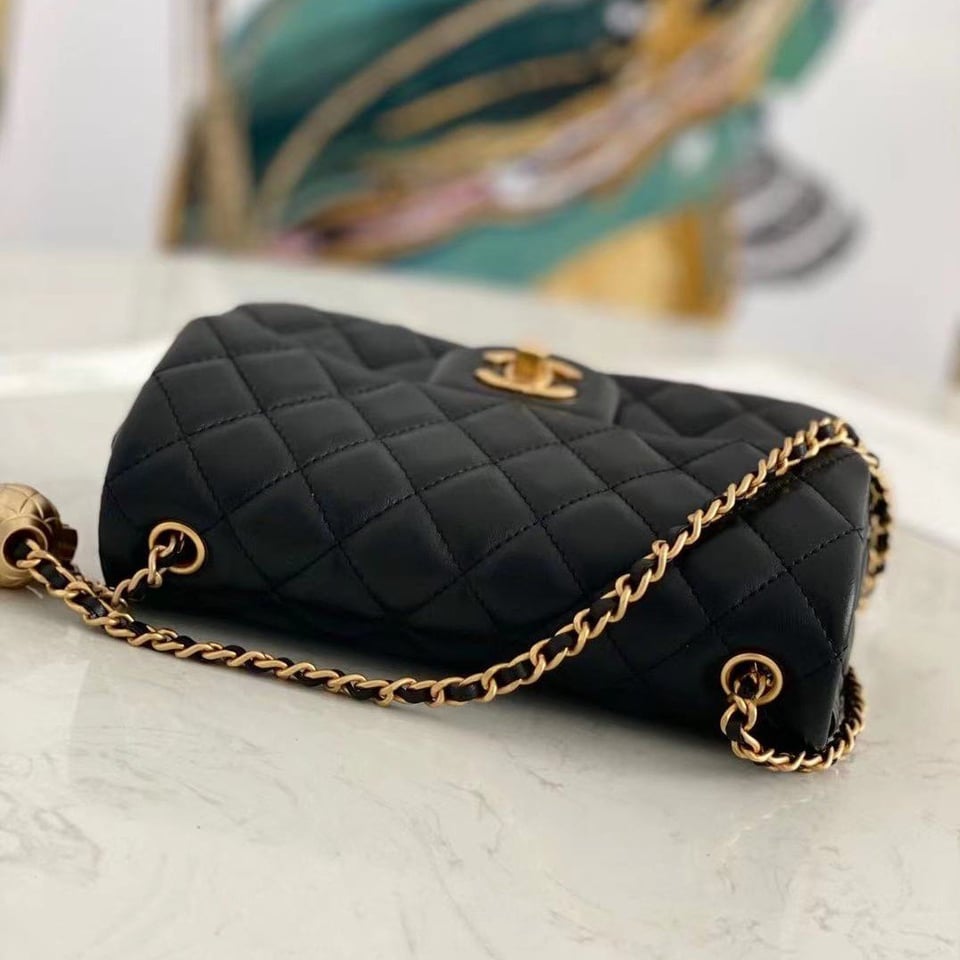 Chanel Shoulder Bag Black 20Cm/7.9in Ap1787 view 8