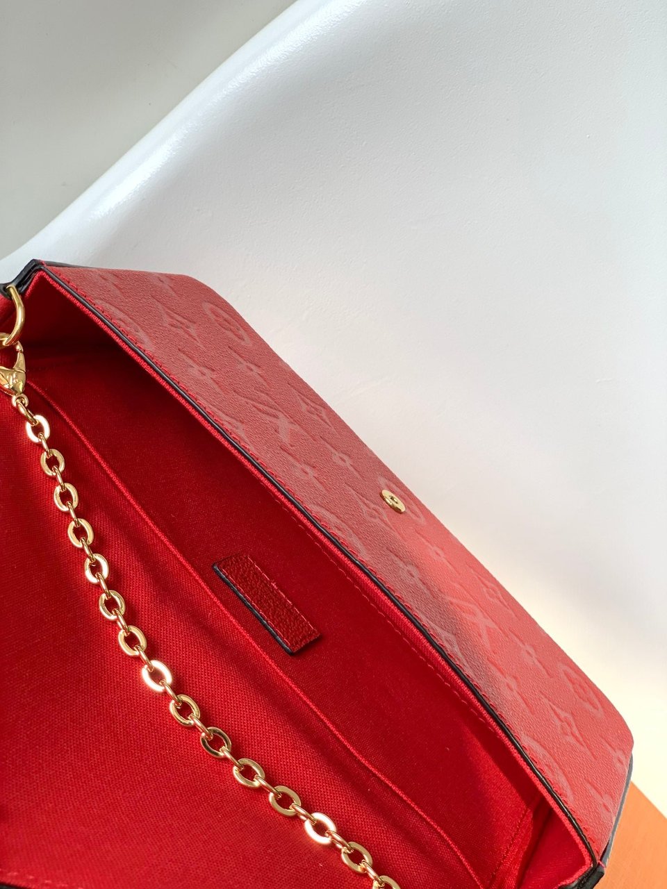 Louis Vuitton Felicie Pochette Bag Scarlett Red 21Cm view 7