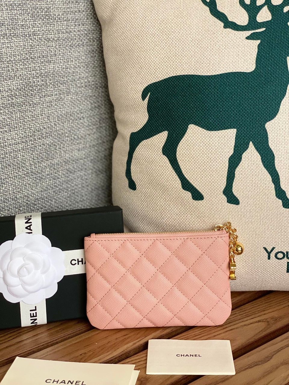 Chanel Zipped Wallet 14Cm Light Pink Caviar Gold Hardware view 7