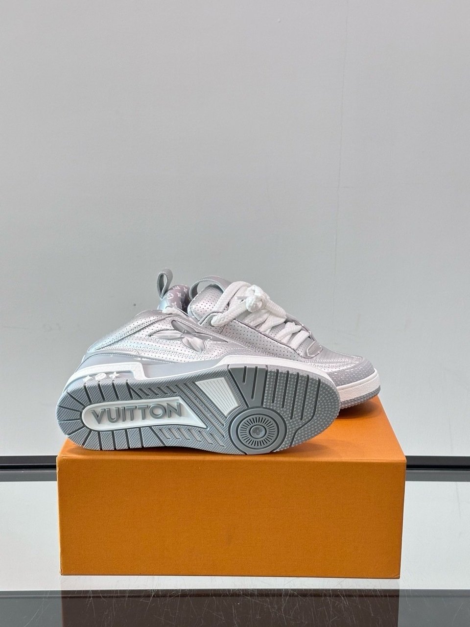 Louis Vuitton LV Skate Sneaker Grey for Men view 11