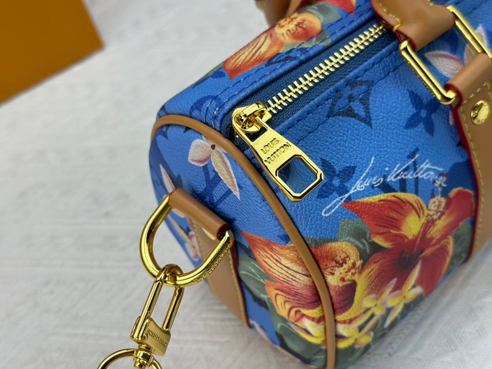 Louis Vuitton Keepall Bandouliere 25 Bright Blue 25Cm M24999 view 8