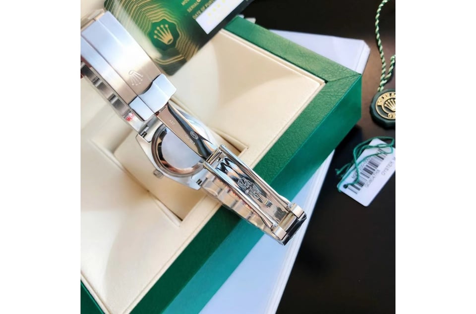 Rolex Oyster Perpetual 31/41mm SS/SS Blue/Stk view 5