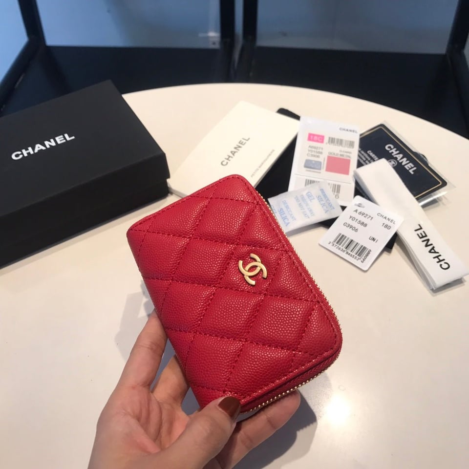 Chanel Zipped Coin Basic Purse 11 Red Calfskin Gold Icon view 3