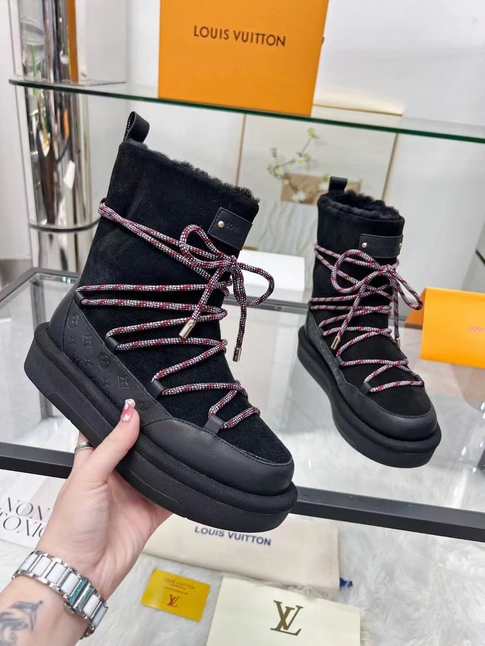Louis Vuitton Aspen Platform Ankle Boot Black 1Ac75N view 3