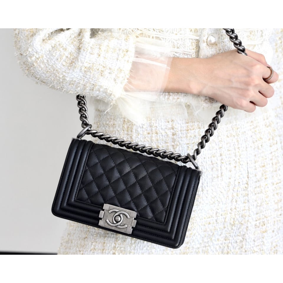 Chanel Le Boy Bag 20cm Black Caviar Leather view 4