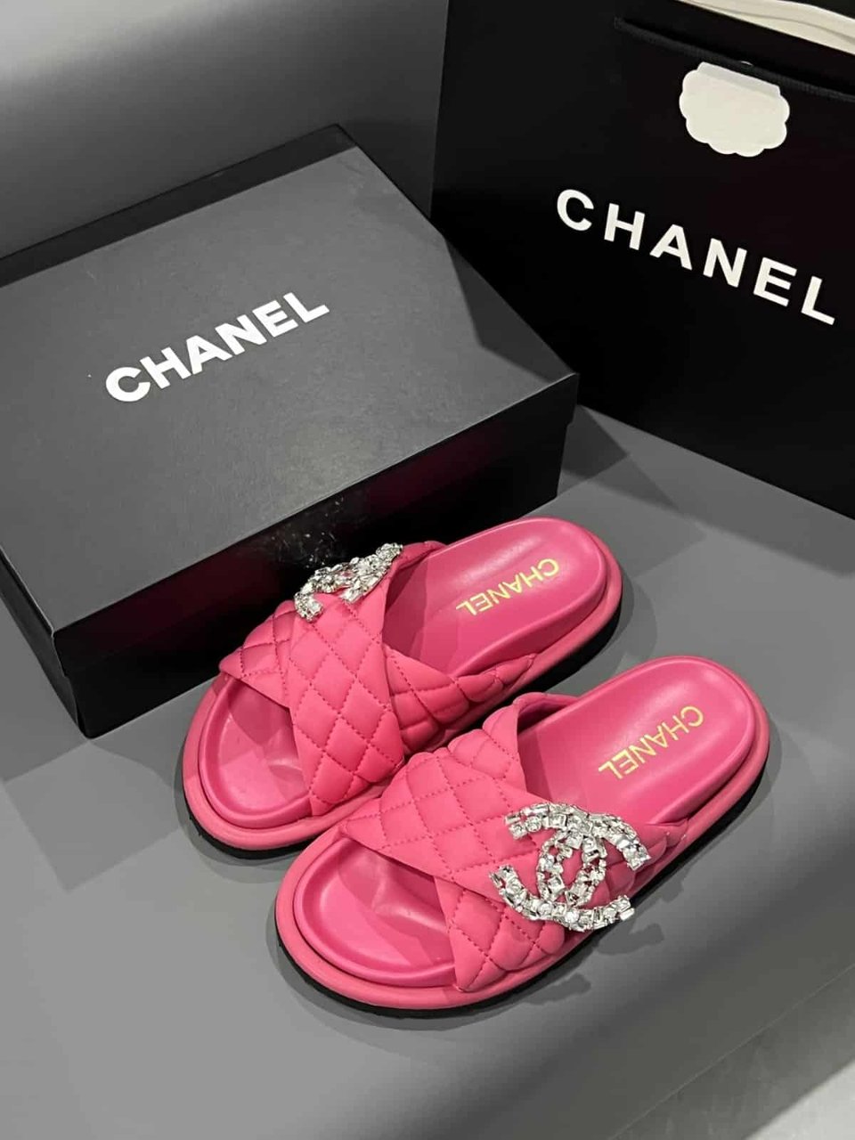 Chanel 95Rs Slides Pink view 3