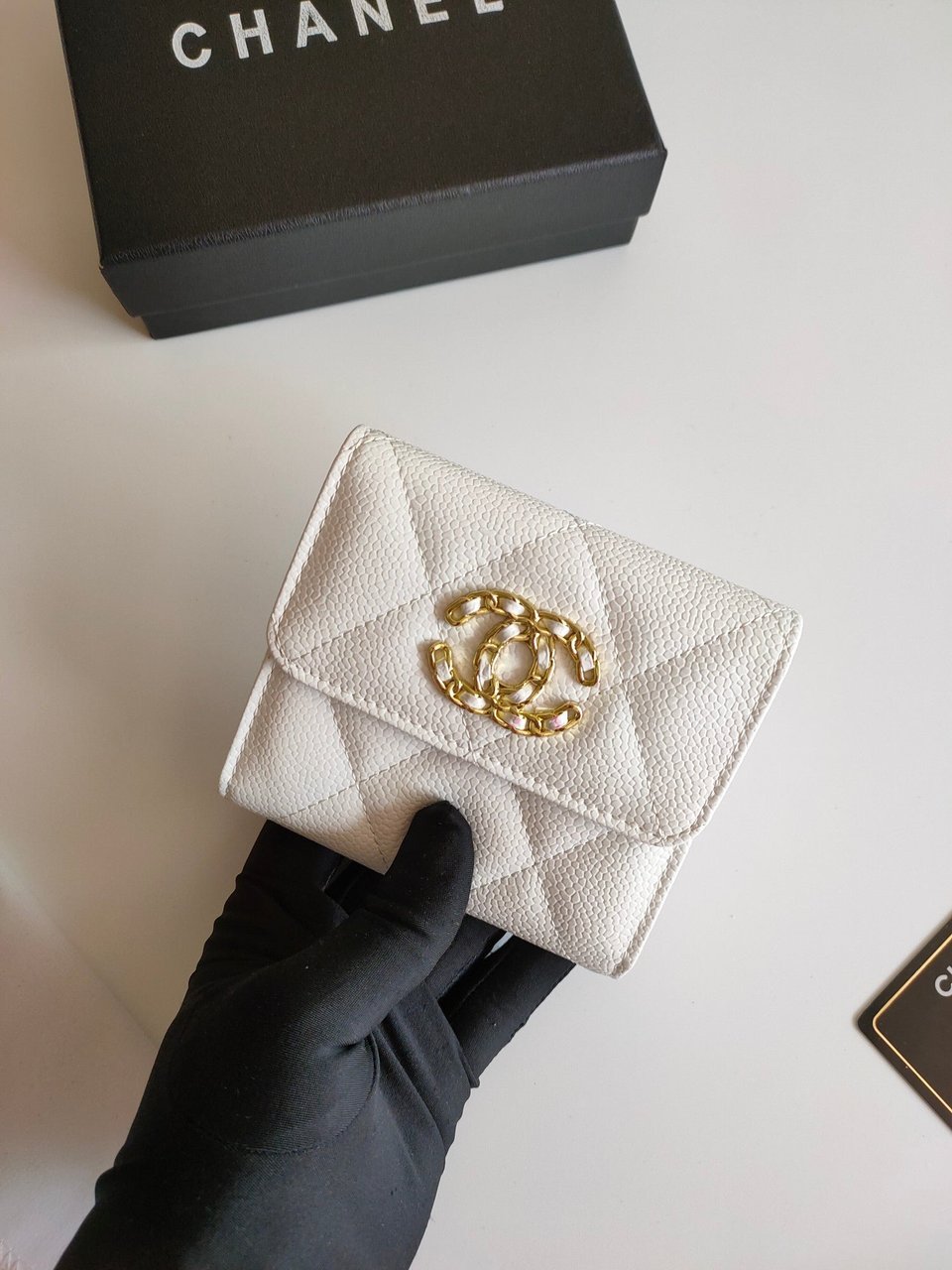 Chanel Square Purse 12 White Grained Calfskin Gold Icon view 5