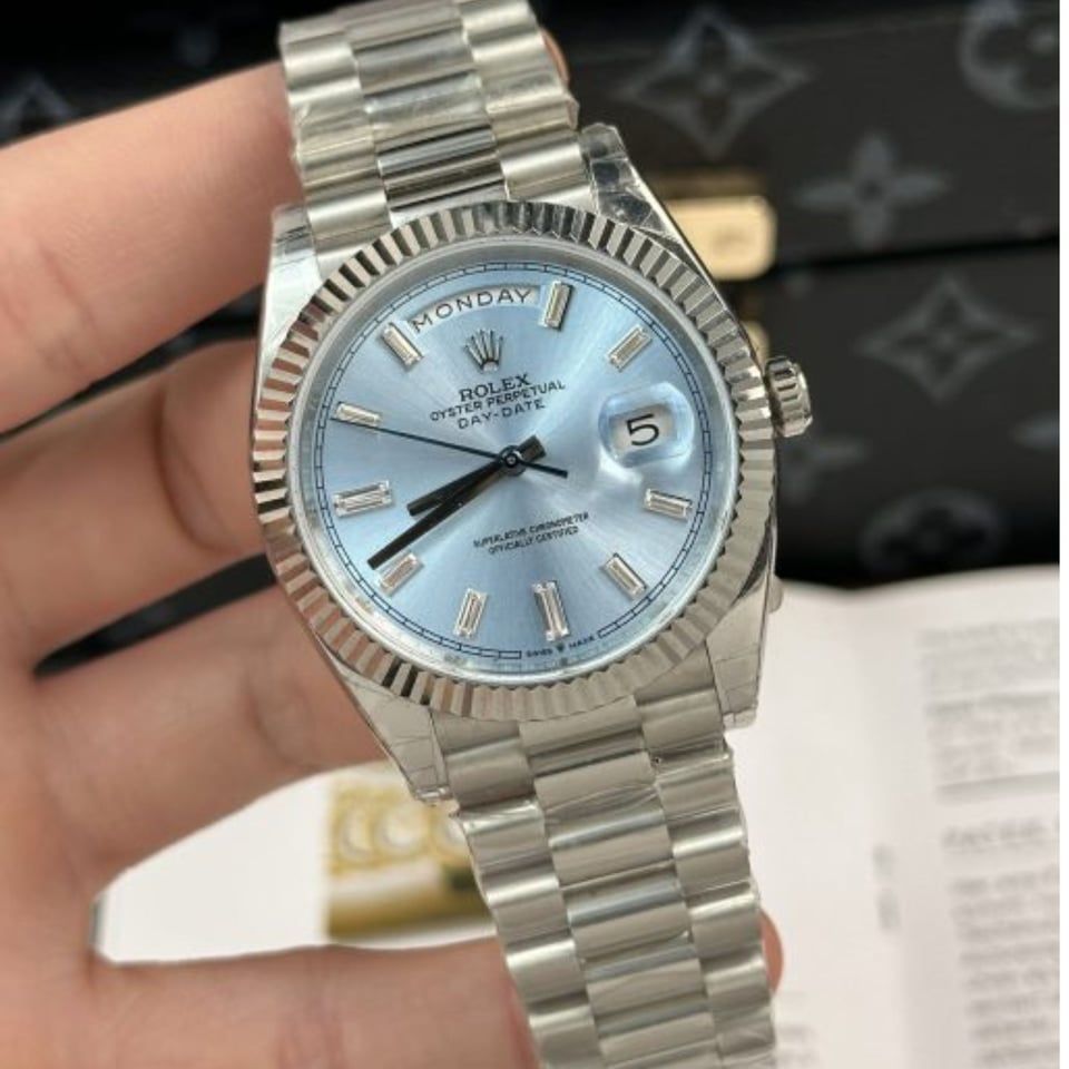 [Superclone] Rolex Day-Date 36mm Ice-Blue Dial President 128236 view 4