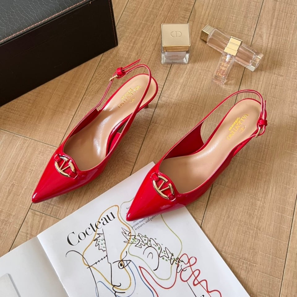 Valentino Vlogo Shiny Leather Leather Heels In Red view 7