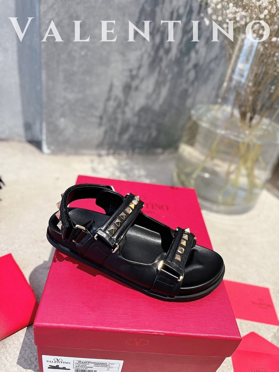 Valentino Garavani Rockstud Flat Sandal In Nappa Leather For Woman In Black Ws0Fe6Mnk 0No view 10