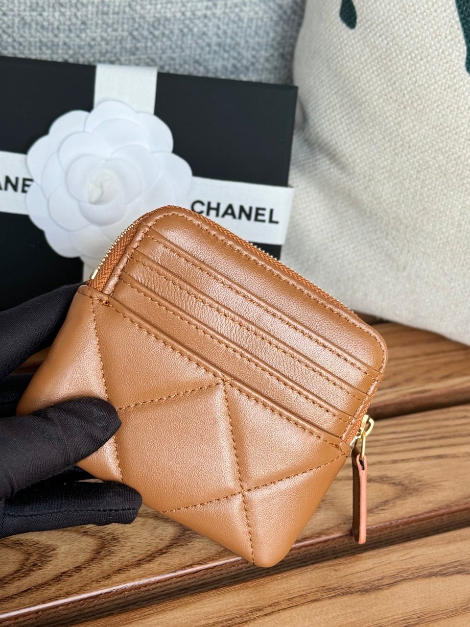 Chanel 19 Zipped Coin Purse 11Cm Brown Lambskin Gold Hardware view 10