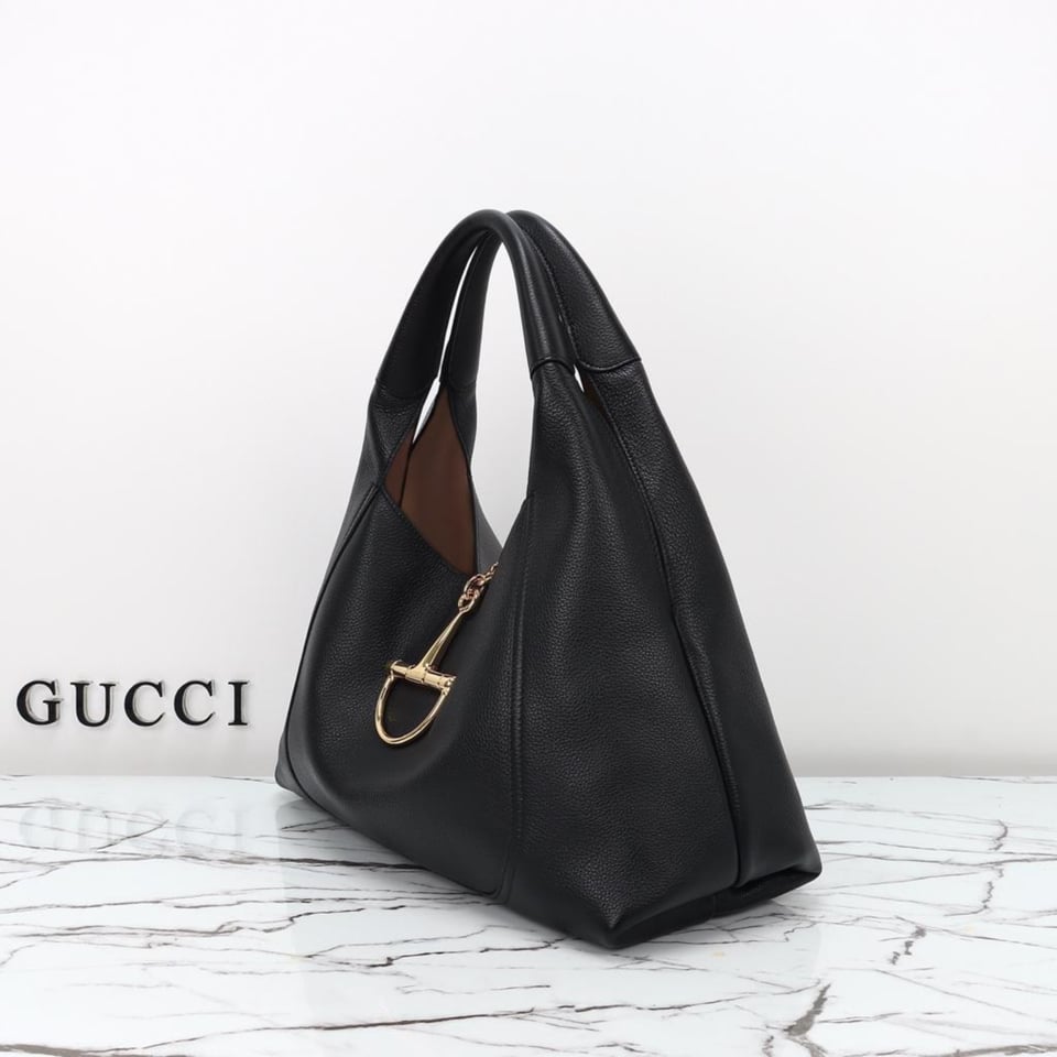 Gucci Softbit Maxi Shoulder Bag 46cm/18in view 5
