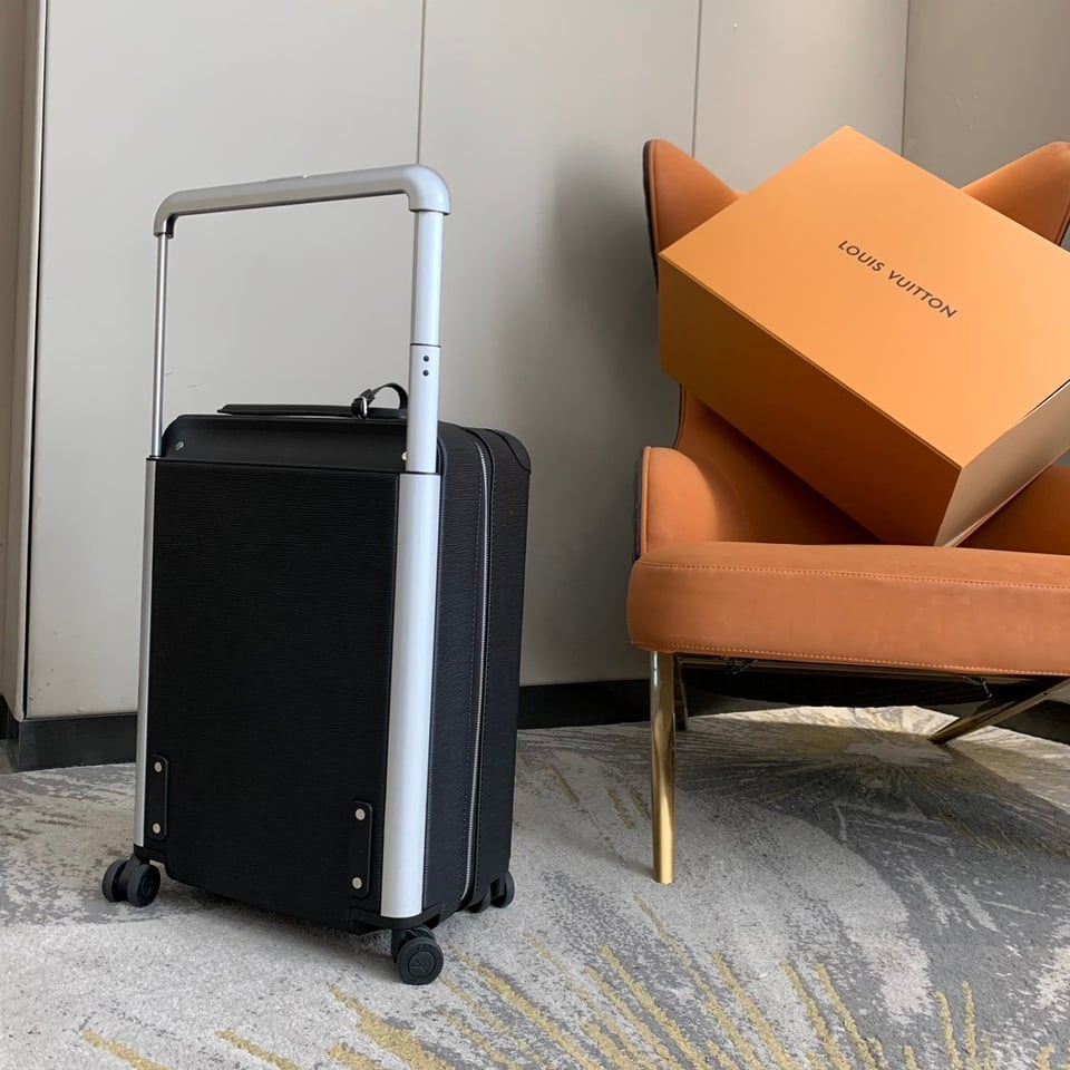 Louis Vuitton Horizon 55cm Epi Suitcase Black M23235 Unisex view 11