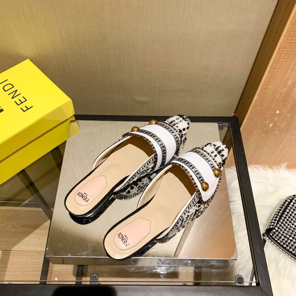 Fendi Ff Grey Strap Half Slippers White view 4