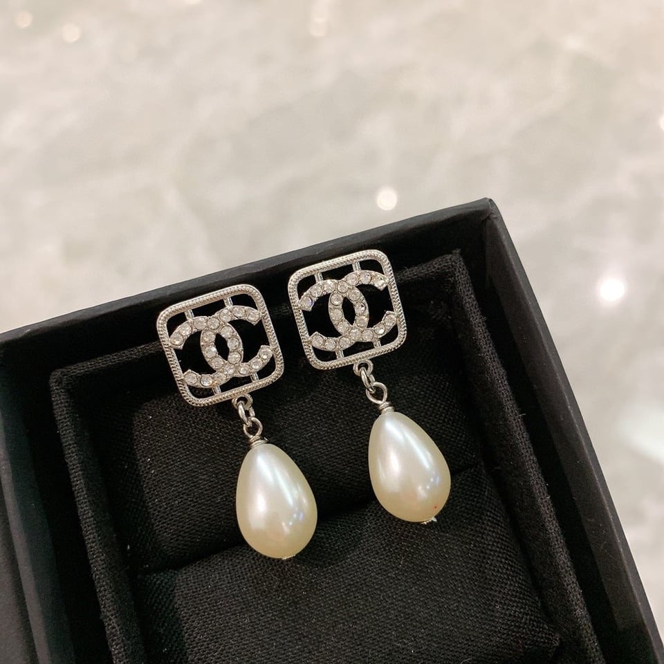 Chanel Cc Pear Earrings view 7