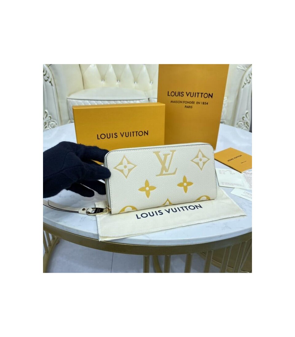 Louis Vuitton Zippy Wallet Cream/Saffron view 3