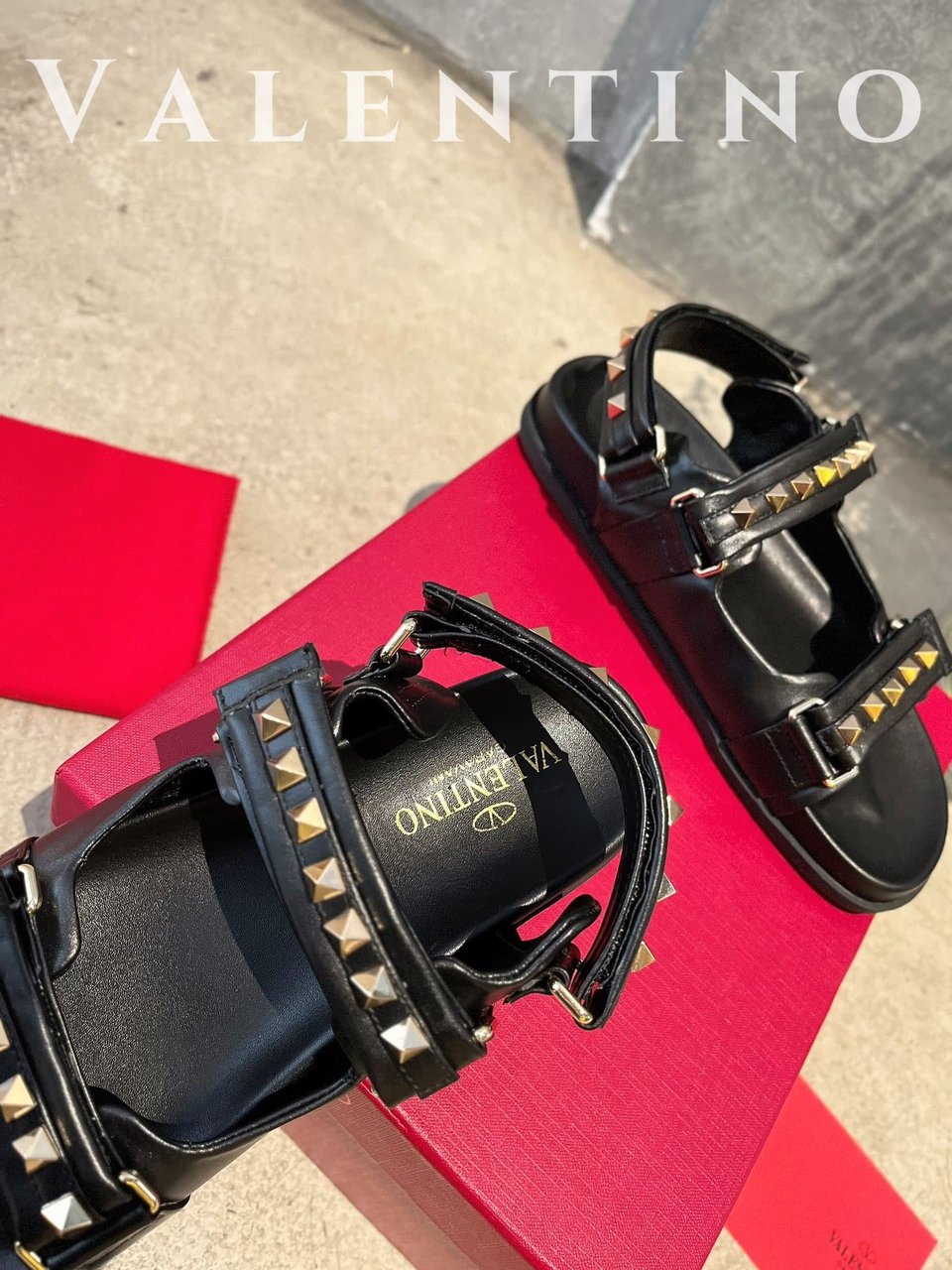 Valentino Garavani Rockstud Flat Sandal In Nappa Leather For Woman In Black Ws0Fe6Mnk 0No view 7
