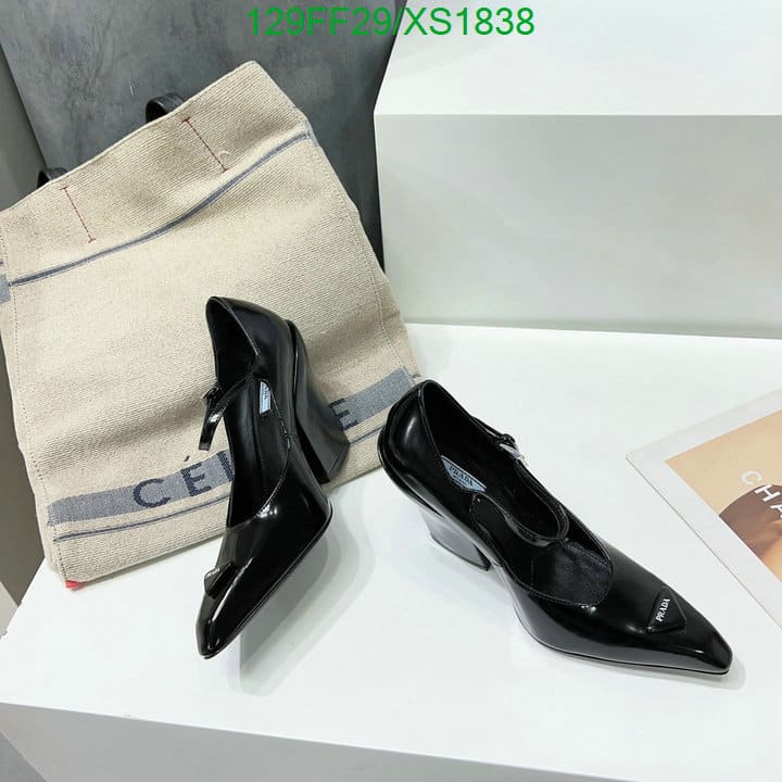 Prada Modellerie Leather Mary Jane Pumps In Nero Black view 4