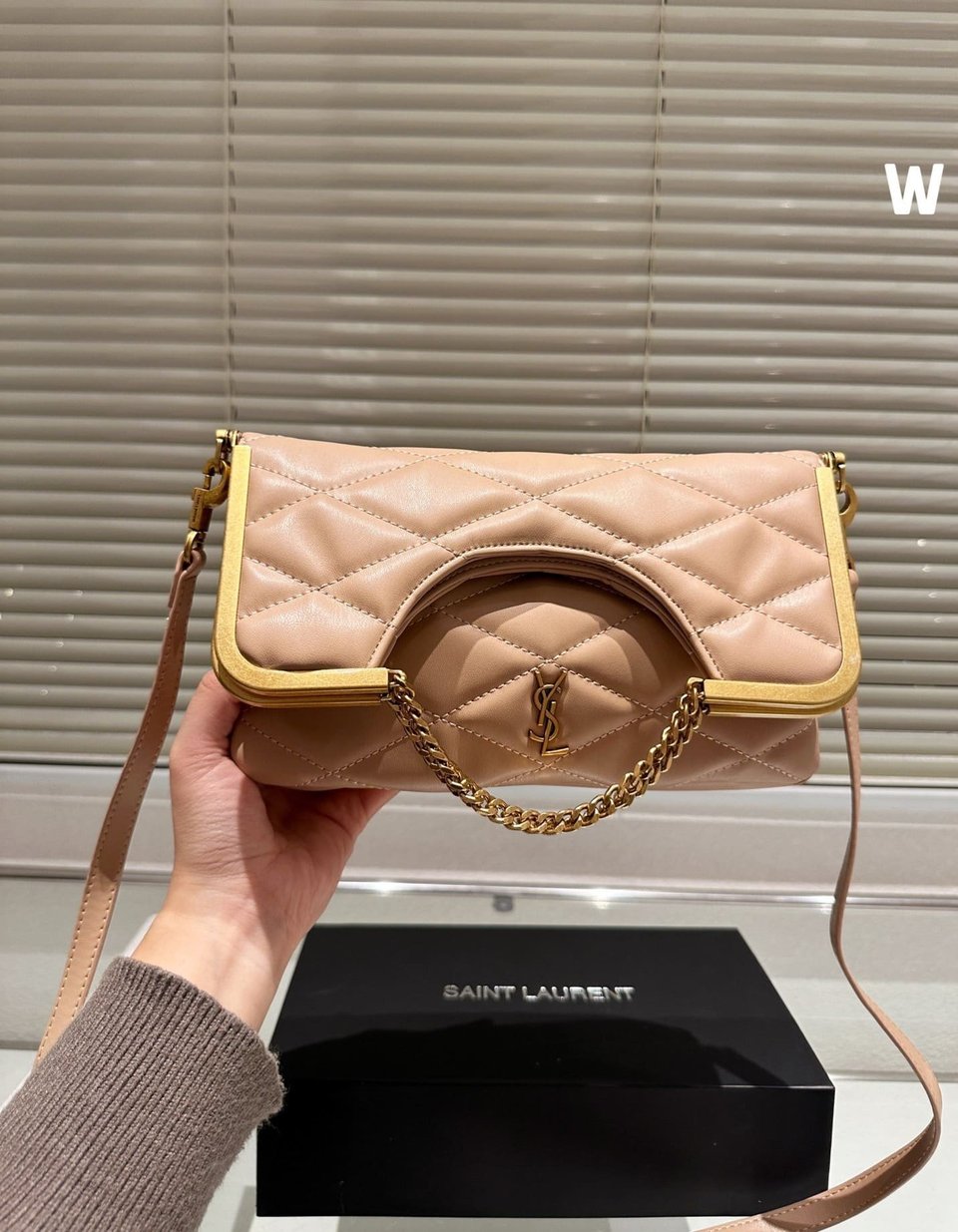 Saint Laurent The 87 Bag Quilted Beige 25Cm view 3