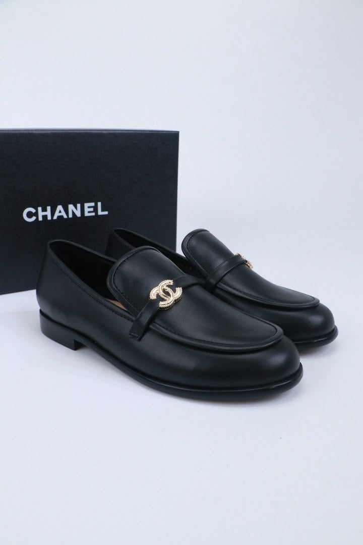 Chanel Calfskin Loafers with CC Turnlock Logo Black Calfskin G39835 view 7