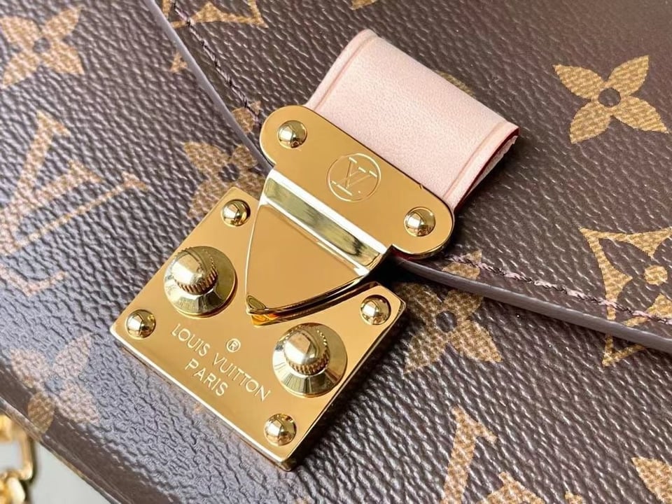 Louis Vuitton Pochette Métis East West M46279 21.6cm/ 8.5in view 6