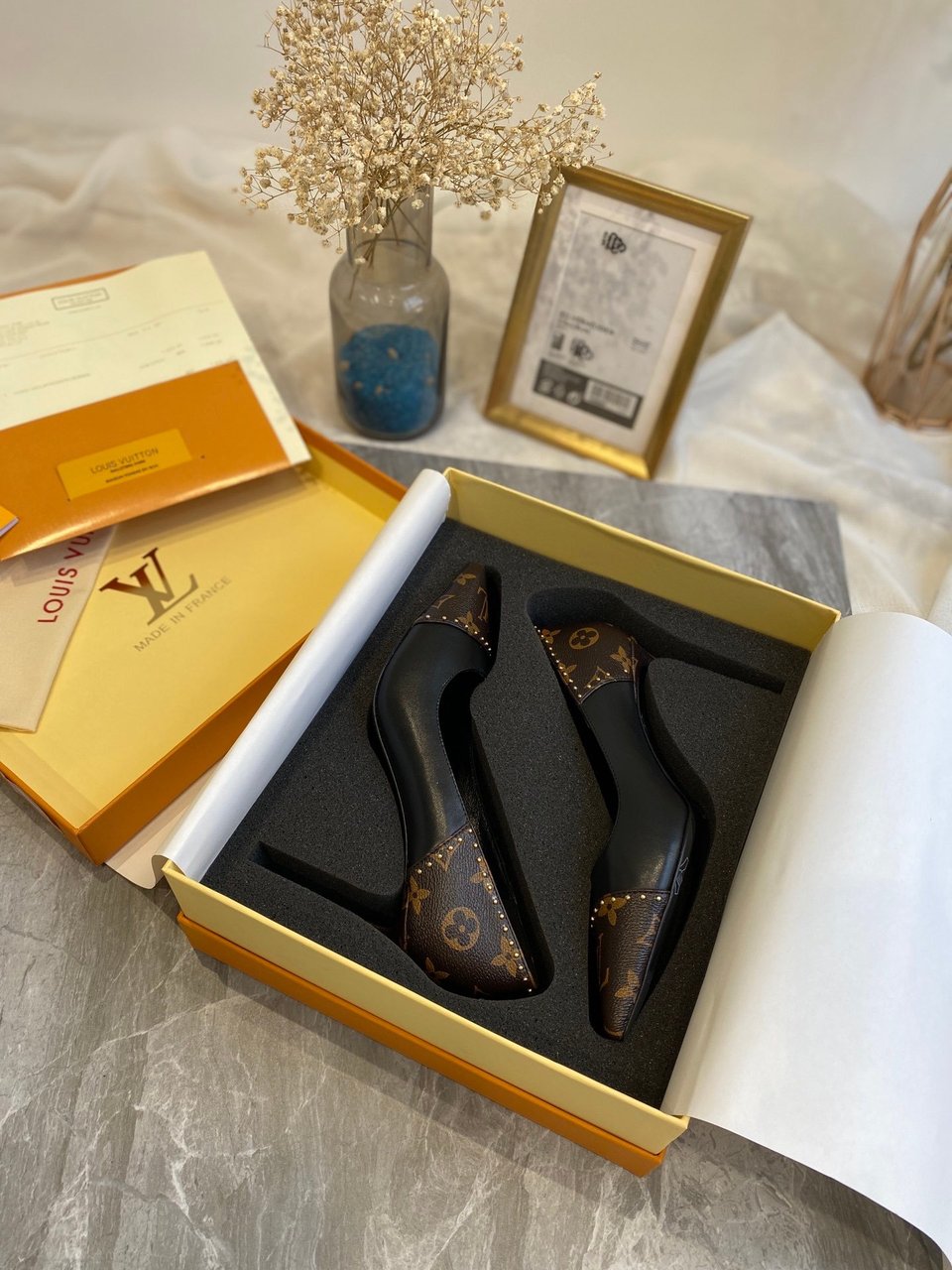 Louis Vuitton Cherie Pump 1A8N7F view 6