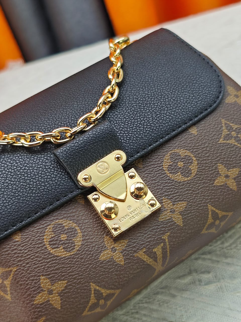 Louis Vuitton Madeleine BB Monogram/Black 24cm M28424 view 5