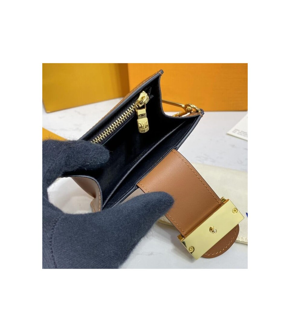 Louis Vuitton Dauphine Multicartes view 9