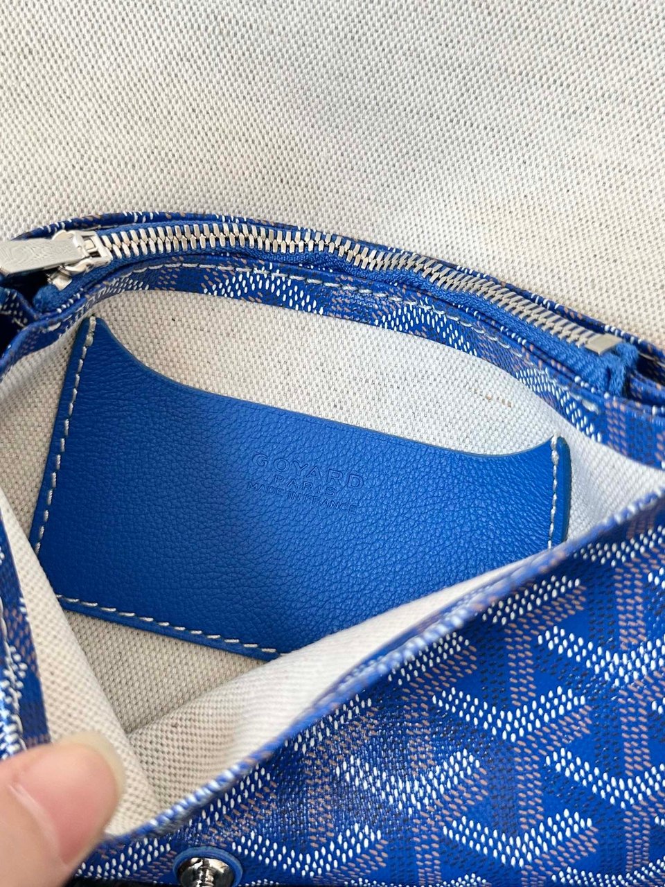 Goyard Plumet Pocket Wallet 20 Cm Sapphire Blue Goyardine Canvas And Lambskin Trim view 4
