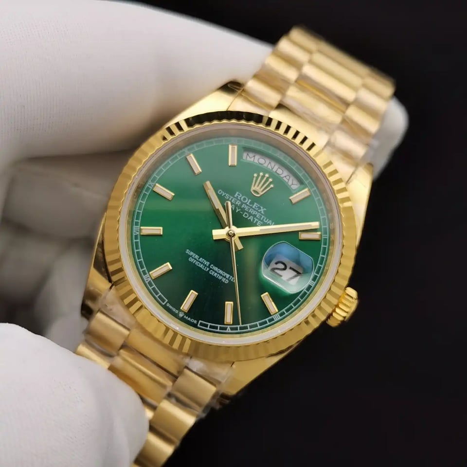 [Superclone] Rolex Day-Date 36mm Bright Green Dial President 228238 view 4