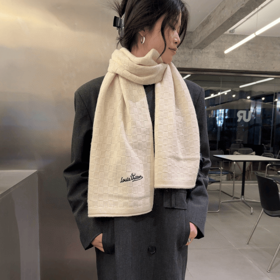 Louis Vuitton Damier Check Scarf Cream For Women 180cm view 6