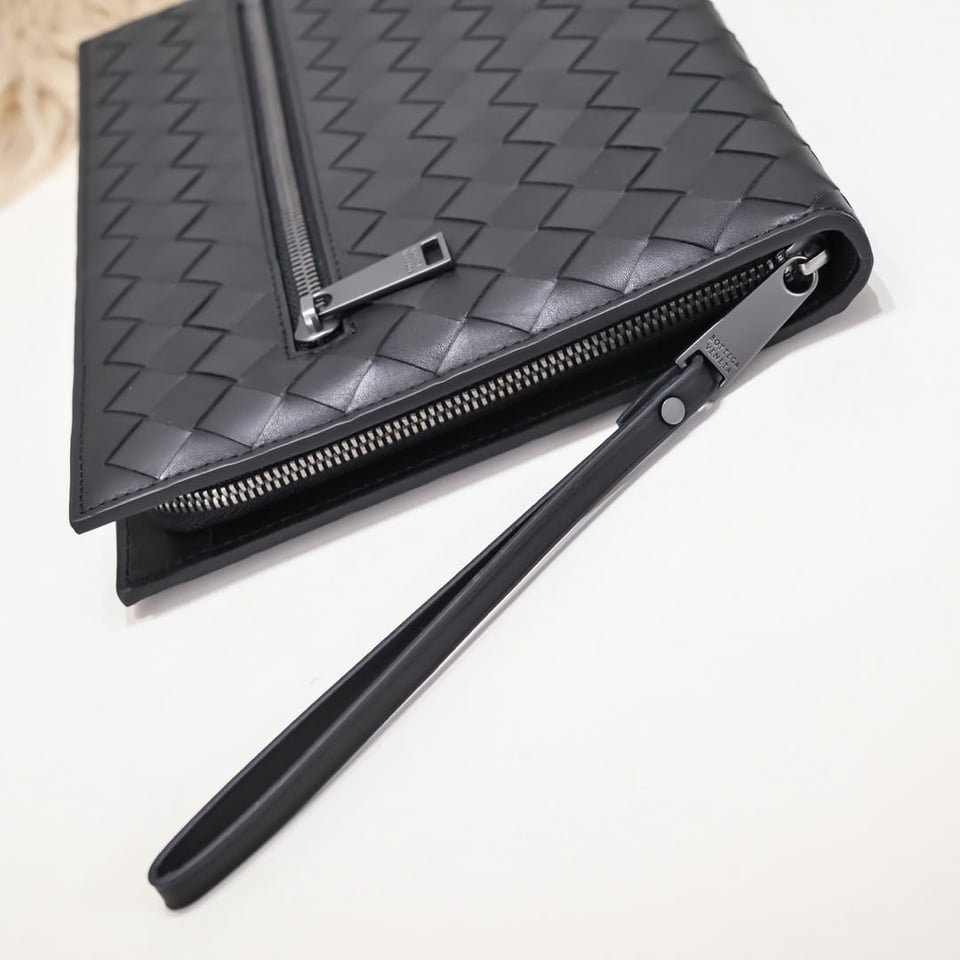 Bottega Veneta Intrecciato Document Case With Wristlet 28cm/11in view 5