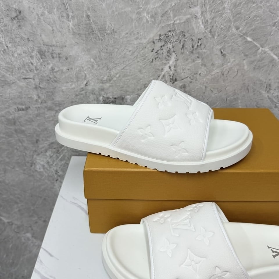Louis Vuitton Miami Mule Embossed Synthetic White 1Adggi view 6